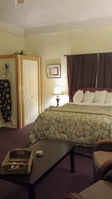 Kennedy Inn St. Andrews By The Sea Exterior foto
